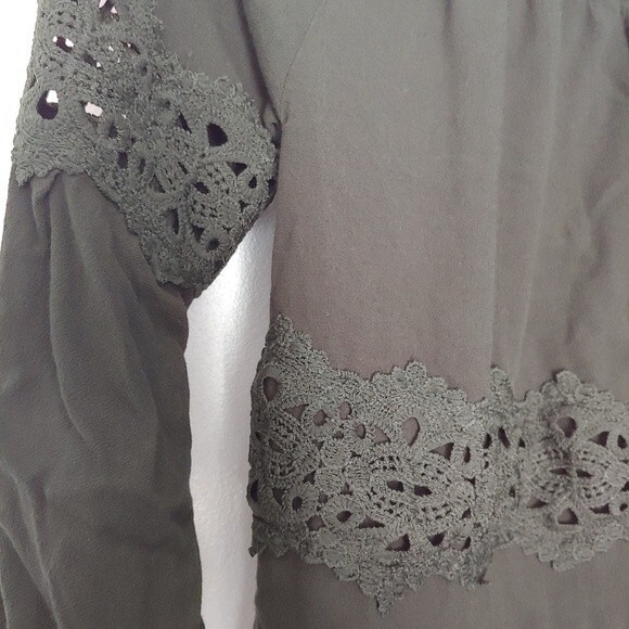 Umgee Green Lace Boho Blouse Size Small - Picture 4 of 6